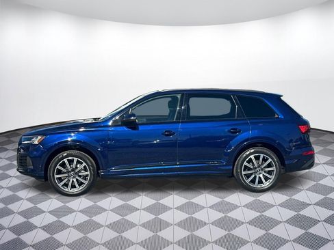Used 2023 Audi Q7 2.0T Premium Plus w/ Premium Plus Package AWD/4WD image 2