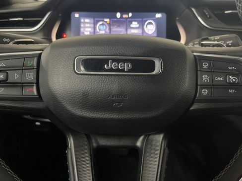 Used 2024 Jeep Grand Cherokee Altitude AWD/4WD image 60