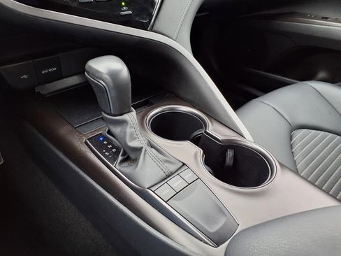 Certified 2024 Toyota Camry SE FWD image 25
