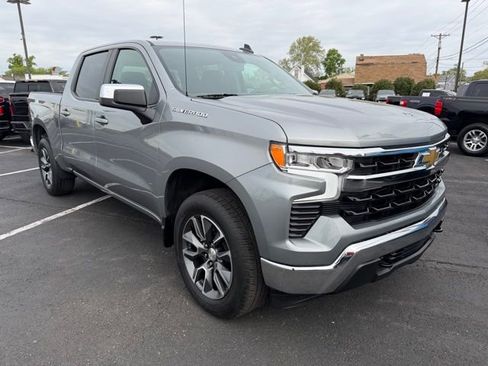 Used 2023 Chevrolet Silverado 1500 LT AWD/4WD image 1