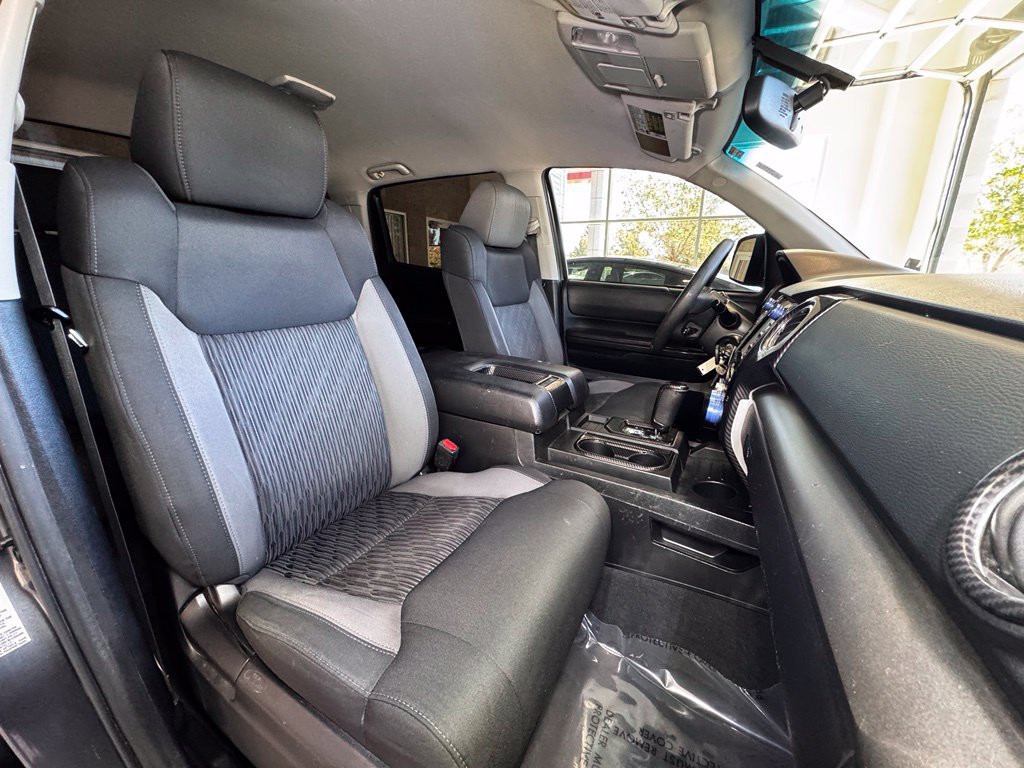 Used 2014 Toyota Tundra SR5 w/ SR5 Upgrade Package AWD/4WD image 46
