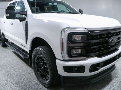 Used 2024 Ford F250 Lariat w/ Black Appearance Package AWD/4WD image 5