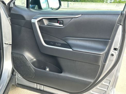 Used 2024 Toyota RAV4 XLE FWD image 13