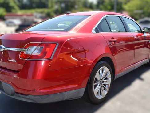 Used 2011 Ford Taurus Limited w/ 303A Rapid Spec Order Code image 12
