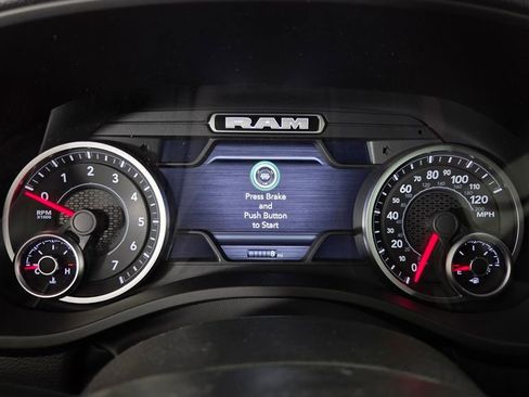 New 2026 RAM 1500 4x4 Crew Cab image 16