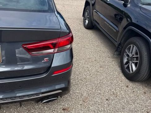 Used 2019 Kia Optima S w/ S Panoramic Sunroof Package FWD image 11