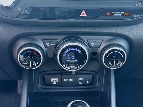 New 2026 Hyundai Venue SEL FWD image 12