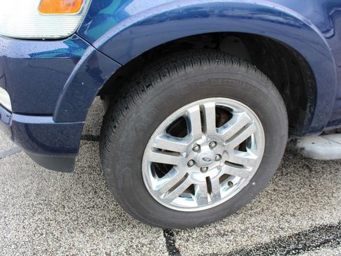 Used 2008 Ford Explorer Sport Trac Limited image 10