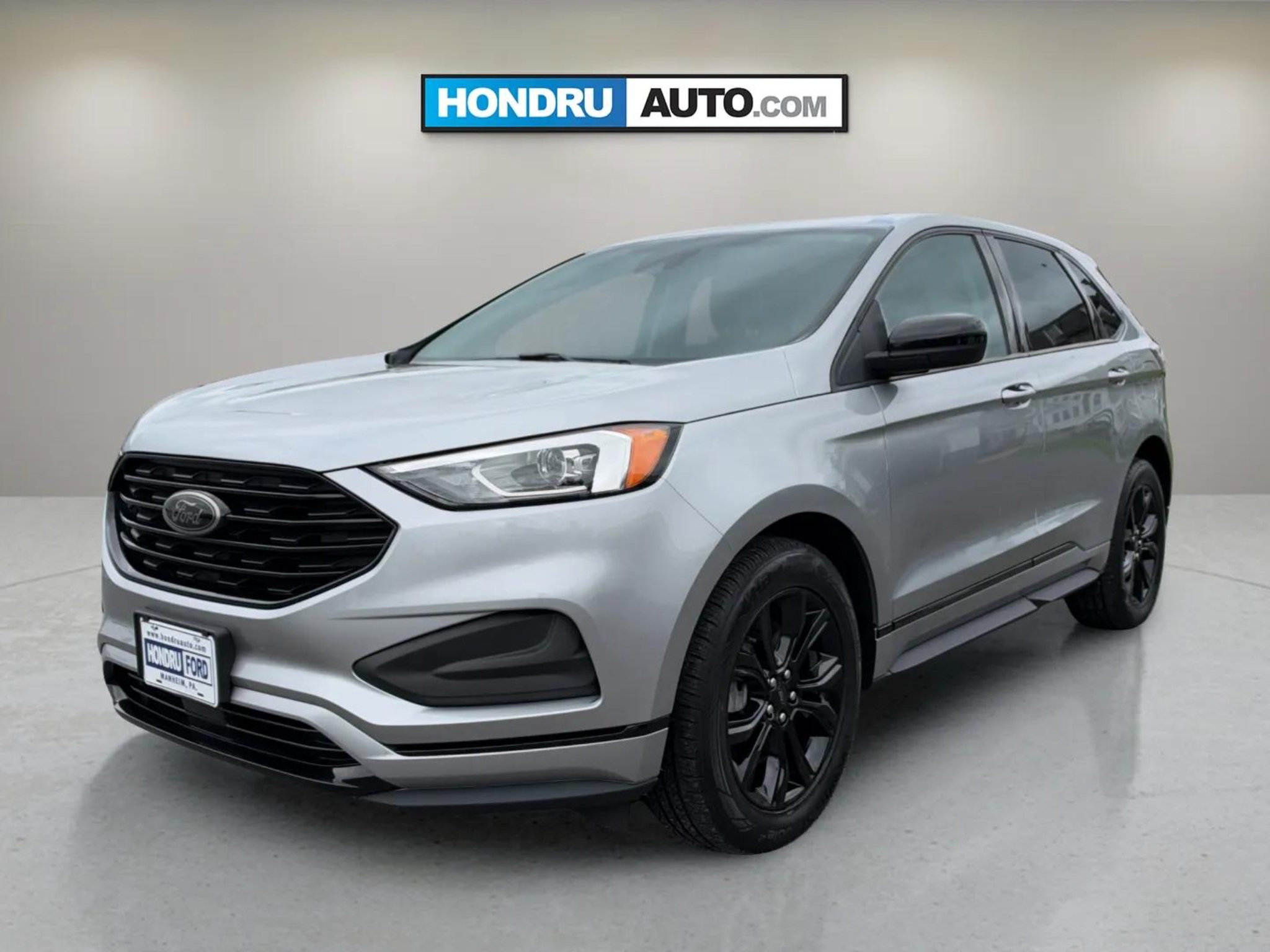 Used 2023 Ford Edge SE w/ Black Appearance Package AWD/4WD image 1