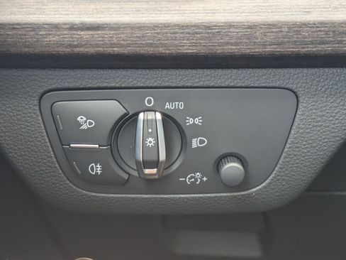 New 2025 Audi Q5 2.0T Premium Plus image 18