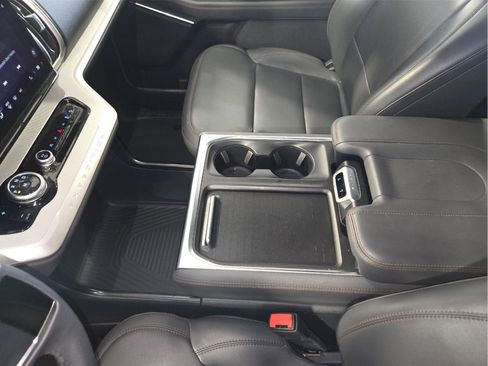 Used 2025 Ford Expedition Max Active image 32