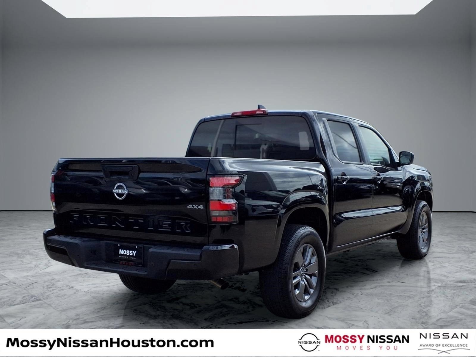 Used 2026 Nissan Frontier SV AWD/4WD image 7