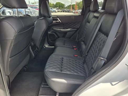 Used 2024 Mitsubishi Outlander SEL FWD image 6