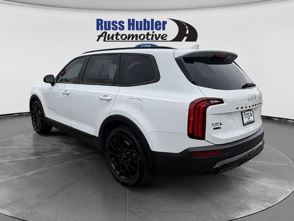 Used 2022 Kia Telluride SX w/ Nightfall Edition Package AWD/4WD image 3