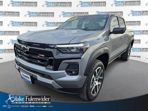 Used 2024 Chevrolet Colorado Z71 w/ Z71 Convenience Package 2 image 1