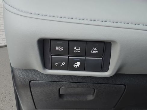 New 2026 Toyota Highlander Platinum AWD/4WD image 27