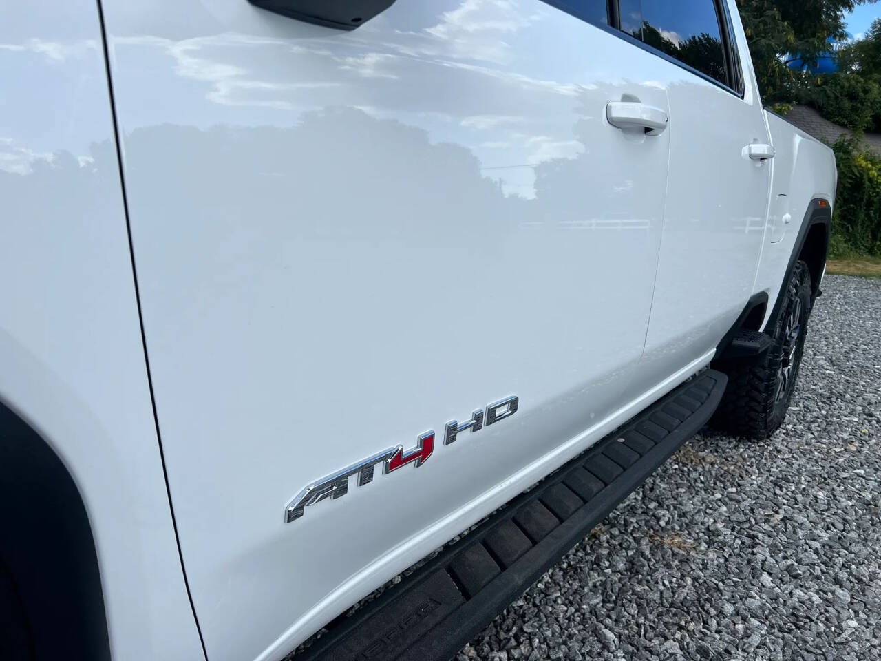 Used 2022 GMC Sierra 2500 AT4 w/ Gooseneck/5TH Wheel Package AWD/4WD image 12