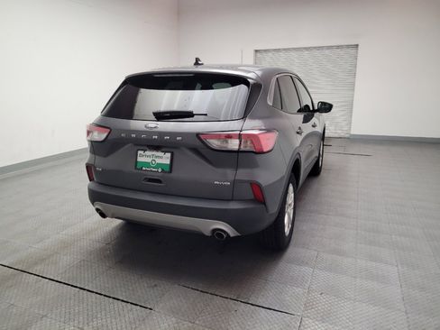 Used 2022 Ford Escape SE image 7