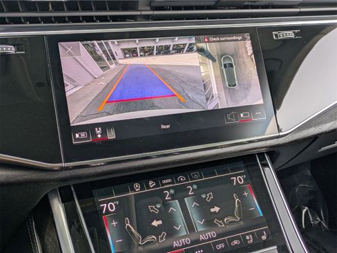 Used 2023 Audi Q8 Premium Plus w/ Premium Plus Package image 13