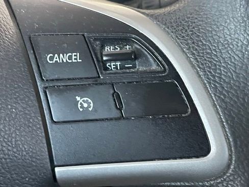 Used 2014 Mitsubishi Outlander ES image 10