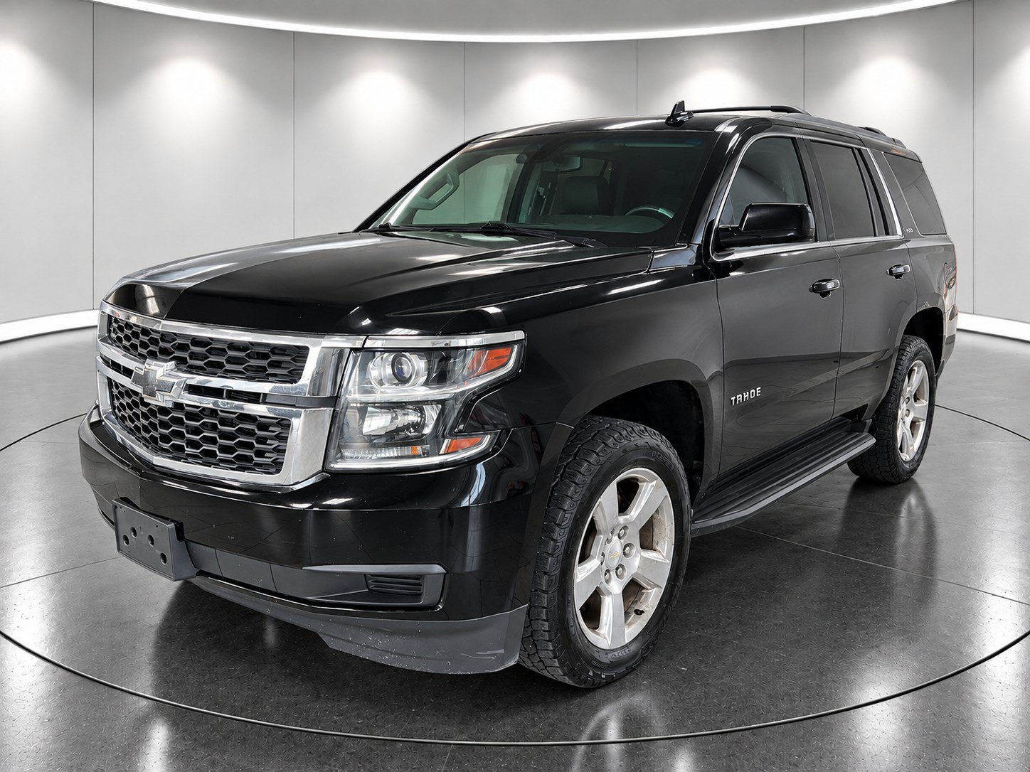 Used 2017 Chevrolet Tahoe LS w/ All-Season Package AWD/4WD image 1