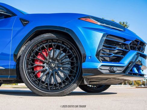 Used 2019 Lamborghini Urus image 95