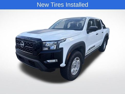 Used 2024 Nissan Frontier SV w/ Hardbody Edition AWD/4WD image 2