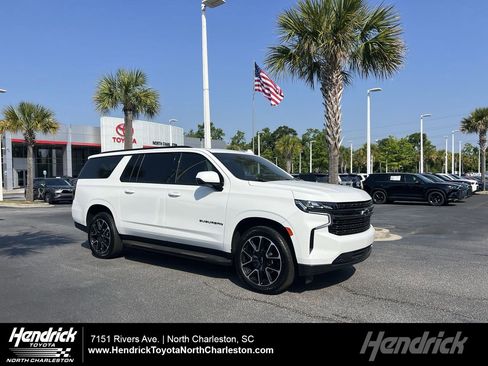 Used 2021 Chevrolet Suburban RST w/ Luxury Package AWD/4WD image 1