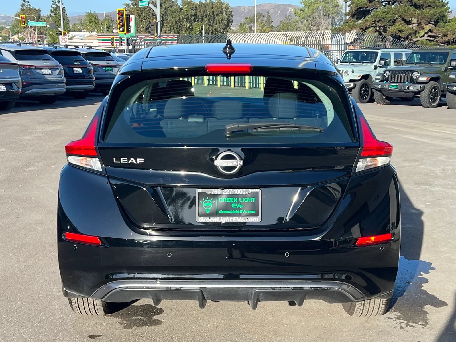 Used 2024 Nissan Leaf S FWD image 6
