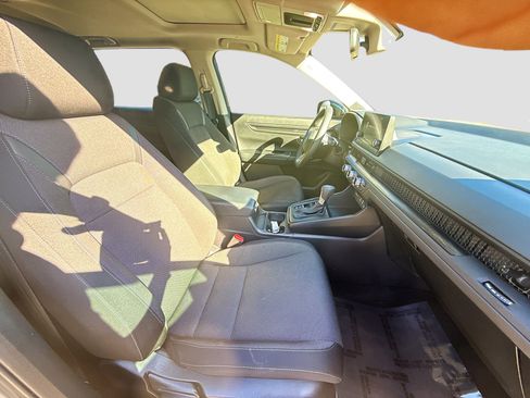 Certified 2023 Honda CR-V EX image 31