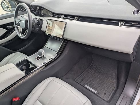 Used 2026 Land Rover Range Rover Evoque S image 19