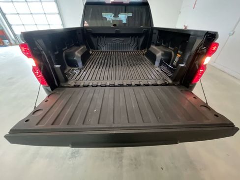 Used 2022 Chevrolet Silverado 1500 LT image 23