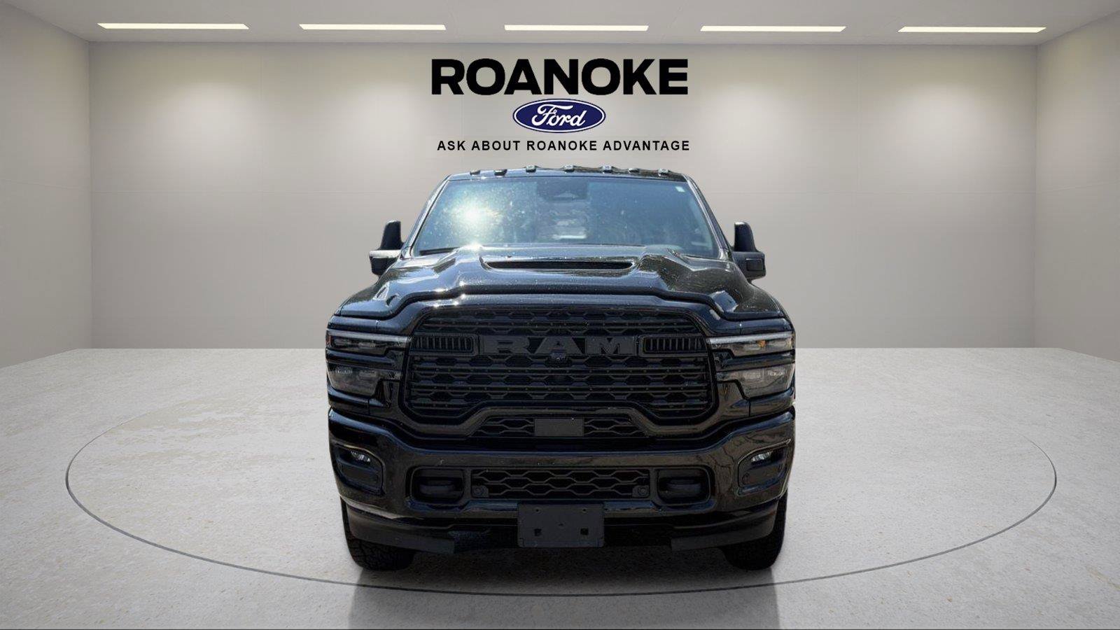 Used 2026 RAM 3500 Limited AWD/4WD image 2
