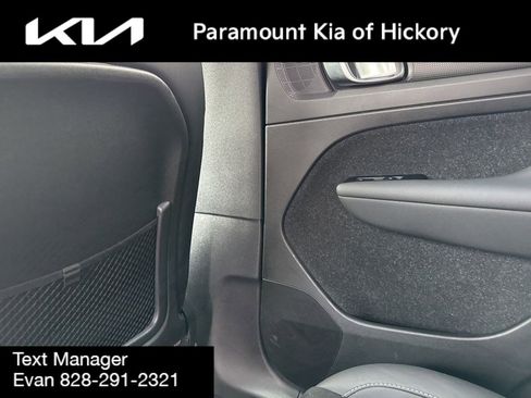 Used 2021 Volvo XC40 T5 R-Design w/ Advanced Package image 16