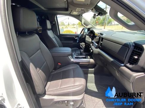 Used 2025 Chevrolet Silverado 1500 LTZ w/ Technology Package AWD/4WD image 13
