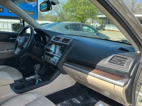 Used 2016 Subaru Outback 2.5i Limited image 22