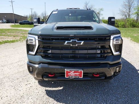 New 2026 Chevrolet Silverado 3500 LT w/ Trail Boss Package AWD/4WD image 9