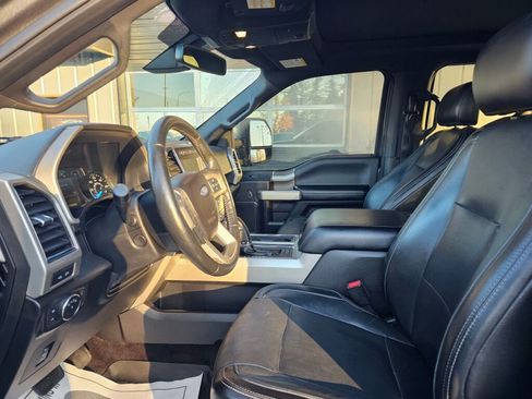 Used 2017 Ford F150 Lariat w/ Equipment Group 502A Luxury image 19