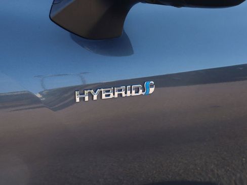 Used 2021 Toyota Highlander Platinum image 3