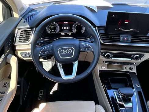 Used 2023 Audi Q5 e Prestige image 6