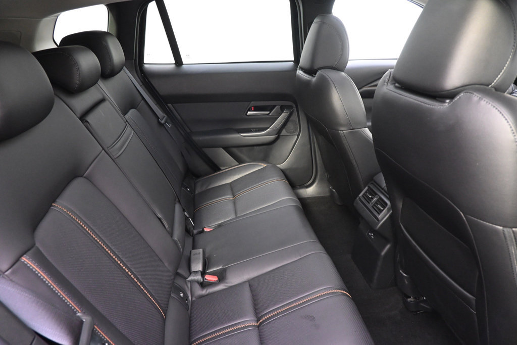 Used 2025 MAZDA CX-50 AWD 2.5 Hybrid w/ Premium Pkg image 17