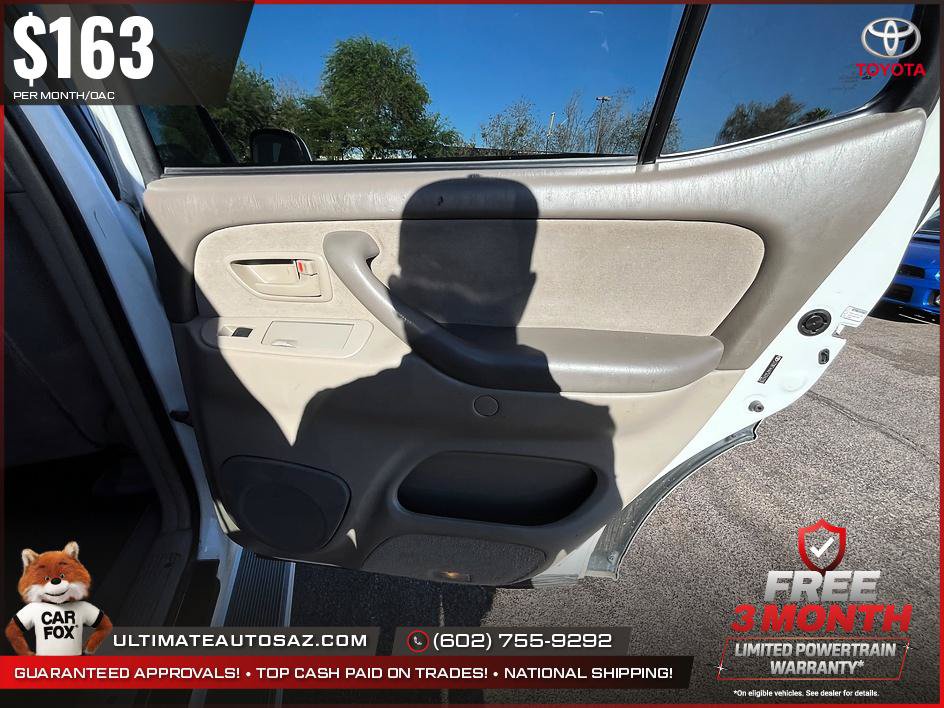 Used 2005 Toyota Sequoia SR5 AWD/4WD image 17