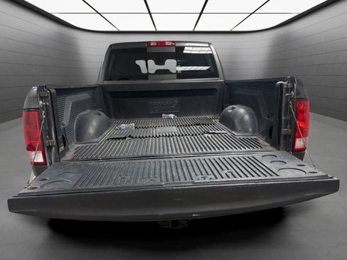 Used 2020 RAM 1500 Classic SLT RWD image 19