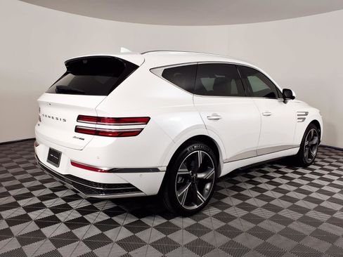 Certified 2025 Genesis GV80 3.5T Prestige image 4