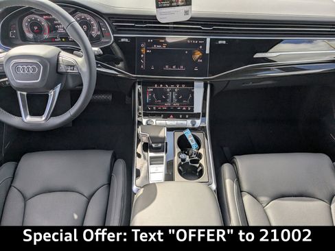 New 2025 Audi Q7 3.0T Prestige image 17