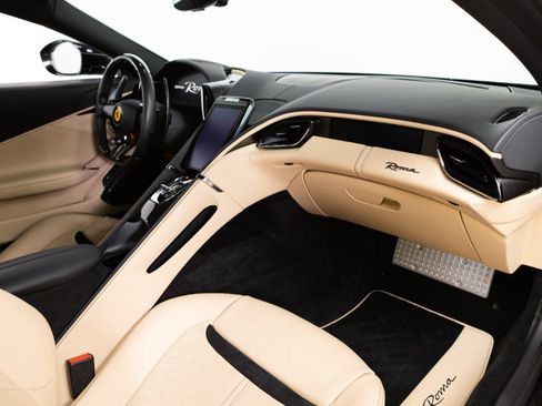 Certified 2021 Ferrari Roma image 55
