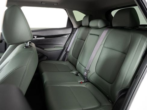 Used 2024 Kia Seltos SX w/ SX Sunroof Package image 18