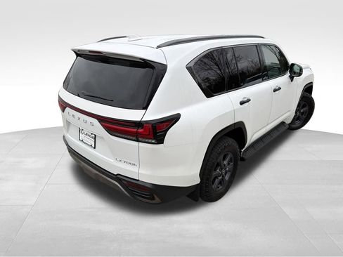 Used 2025 Lexus LX 700h Overtrail image 6