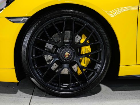 Used 2015 Porsche 911 Carrera GTS image 46