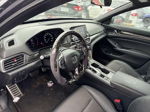 Used 2020 Honda Accord Sport image 13